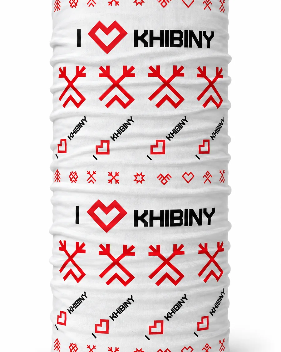 Бандана с принтом «Хибины» на белом фоне: чёрное I ♥ KHIBINY и красные северные знаки